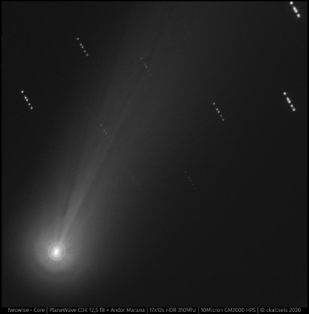 彗星Neowise通过实现12秒曝光时间显示
